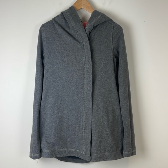 Lululemon grey 3 snap hooded sweater size 4 - Picture 1 of 9
